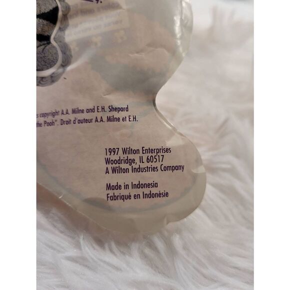 Vintage 1997 Wilton Tigger Cake Pan - Picture 5 of 5